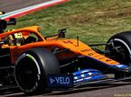 Ландо Норрис за рулём McLaren MCL35M на тренировках в Имоле