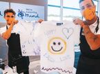 Гонщики McLaren демонстрируют результаты своего творчества