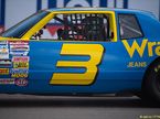 Даниэль Риккардо за рулём исторической машины NASCAR из коллекции Зака Брауна на трассе в Остине, 2021 год