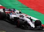 Сергей Сироткин за рулём Williams FW41 на трассе в Барселоне