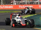 Роман Грожан на Haas VF-16 финишировал в Мельбурне впереди Нико Хюлкенберга на Force India и Валттери Боттаса на Williams