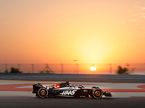 Кевин Магнуссен за рулём VF-23 на тестаз в Бахрейне, фото пресс-службы Haas F1