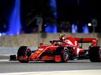 Шарль Леклер за рулём Ferrari SF1000 на трассе в Сахире, фото пресс-службы Ferrari