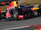 Себастьян Феттель за рулем RB8 на тестах в Барселоне