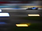 Машина Williams FW48 на трассе в Бахрейне, фото пресс-службы команды