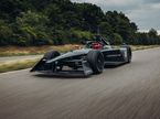 Паскаль Верляйн за рулём нового электромобиля Porsche на трассе в Вайзахе, фото Porsche Motorsport