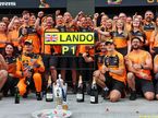 Команда McLaren после победы в Венгрии